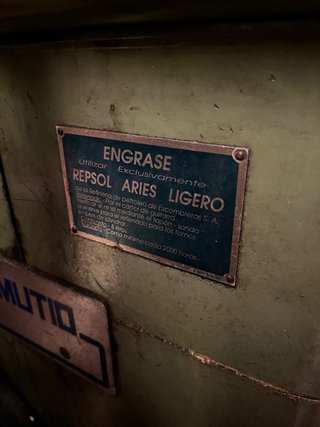 Torno de metal industrial