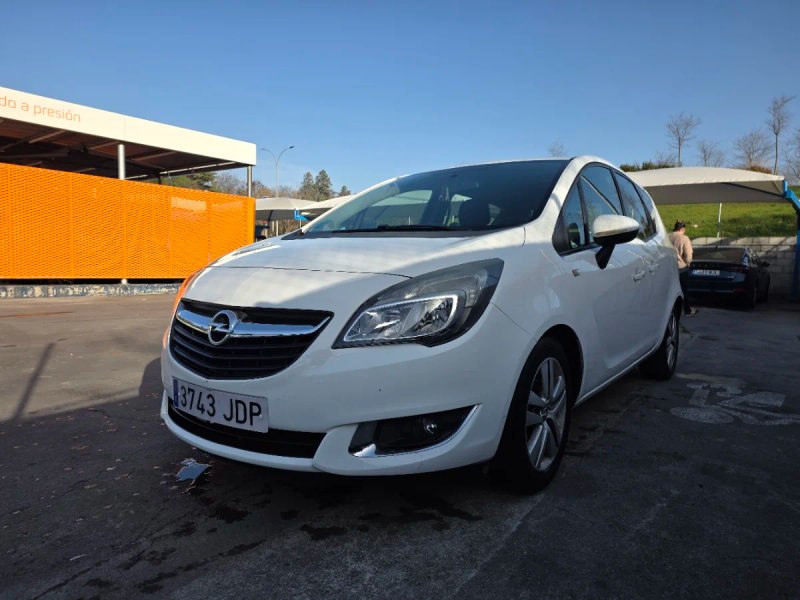 Opel Meriva 2016 - foto 1