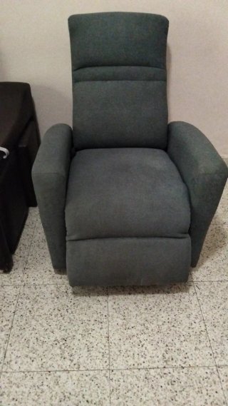 Sillón reclinable individual gris