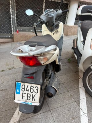 Honda SH 125i Scooter Automática Blanca