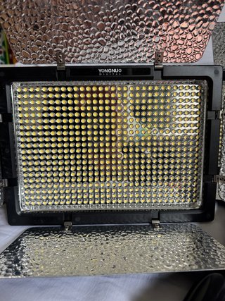 2x Yongnuo YN600L Pro LED Video Light Kit
