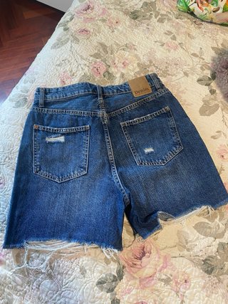 Shorts vaqueros desgastados