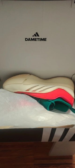 Adidas Dame 9 Beige Verde Rojo