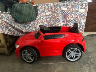 Coche eléctrico infantil ATAA Royal Rojo