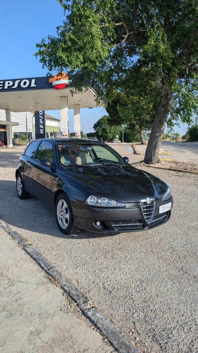 Alfa Romeo 147 2007 - foto 1