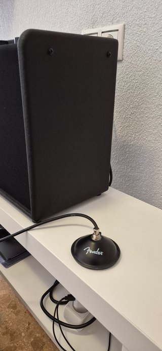 Amplificador Fender Guitarra Eléctrica LT25.