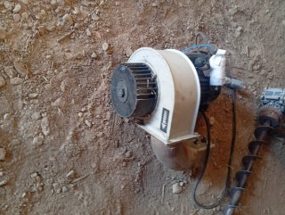 Motore riduttore con sinfìn