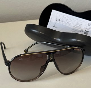 Gafas de sol Carrera negras y marrones