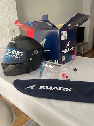 Casco de moto Shark aeron nuevo