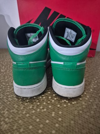 Nike Air Jordan 1 Mid Lucky Green 38.5