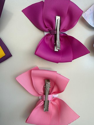 Lazos para niña. Cada uno 4 euros