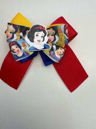 Lazos para niña. Cada uno 4 euros