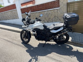 BMW F700GS Adventure Moto con muchos extras