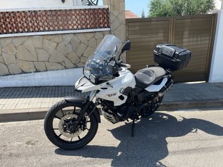 BMW F700GS Adventure Moto con muchos extras