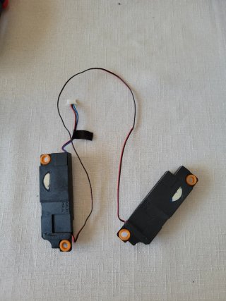 Altavoces Asus Negro