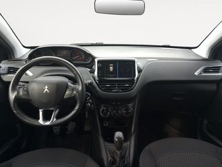 Peugeot 208 PureTech 82 Style 60 kW (82 CV)