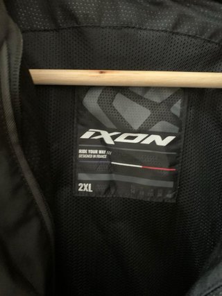 Equipación Moto Ixon 2XL + LS2 Storm XL + Guantes