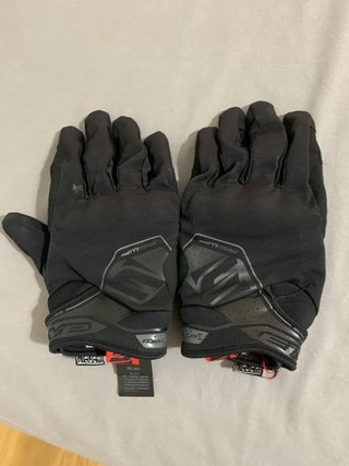Equipación Moto Ixon 2XL + LS2 Storm XL + Guantes