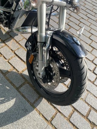 MOTO HYOSUNG 650 GV