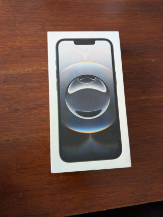 iPhone 16e Negro