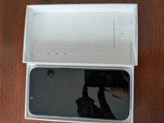 iPhone 16e Negro