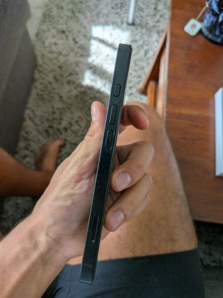 iPhone 16e Negro
