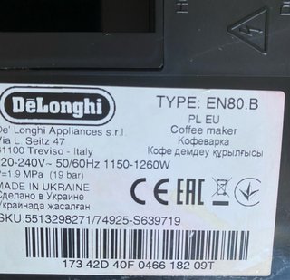 Cafetera Nespresso Inissia Negra cápsulas