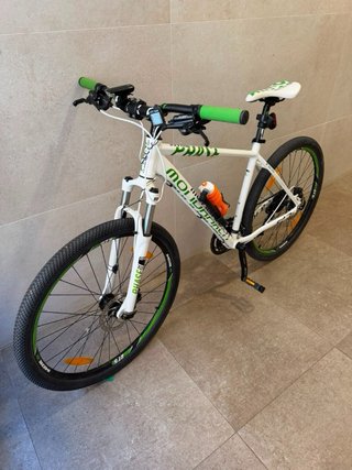Bicicleta Mondraker MTB Blanca y Verde