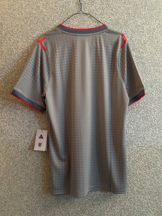 Camiseta Nike Inglaterra x Palace Mundial 2026