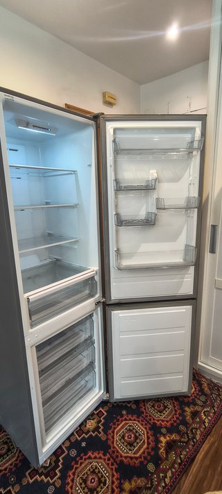 Frigorífico Combi Libre Instalación
