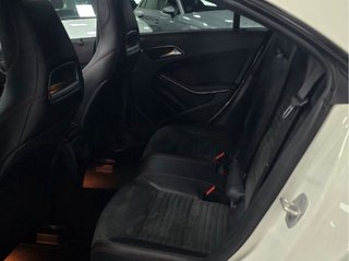 Mercedes-Benz Clase CLA 2015