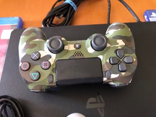 Playstation 4 slim