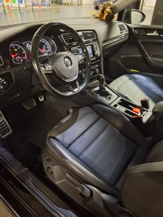 Volkswagen Golf sport 2.0tdi dsg
