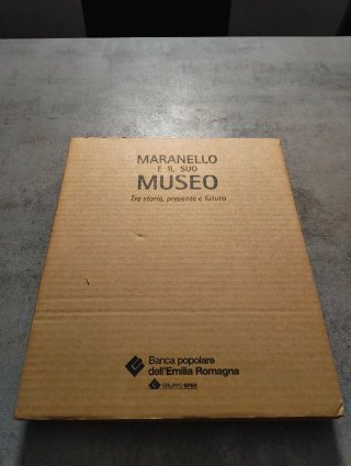 Libro Ferrari, Maranello e il suo Museo