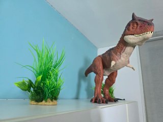 Carnotaurus Super Colossal Mattel