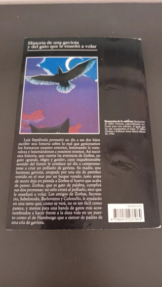 Historia de una gaviota y del gato que le ensen...