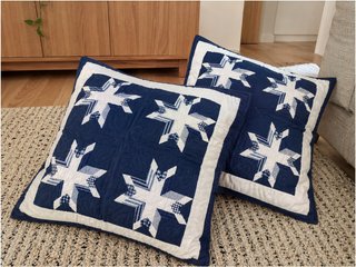 Coppia copricuscini patchwork stelle blu