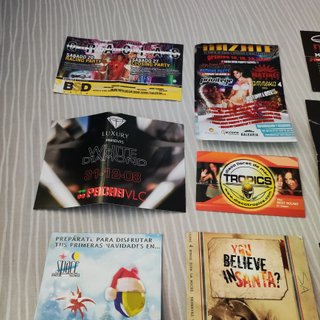 Lote 18 Flyers Discotecas Valencia Space Puzzle