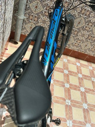 Bicicleta BH de carbono