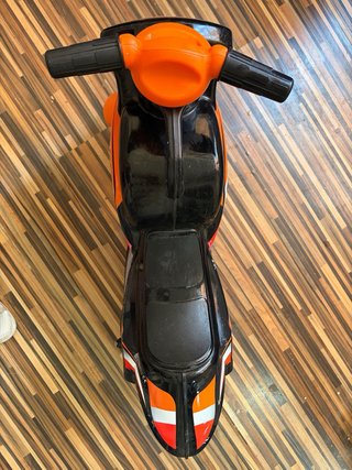 Bicicleta de plástico para niños