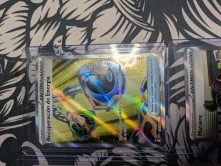 Colección Cartas Pokémon: Caos Creciente
