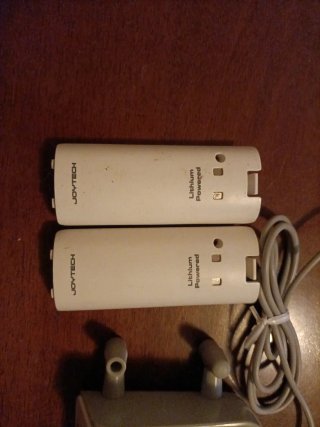 Caricabatterie Joytech Wii con 2 batterie
