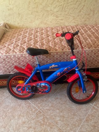 Bicicleta Spiderman para niños
