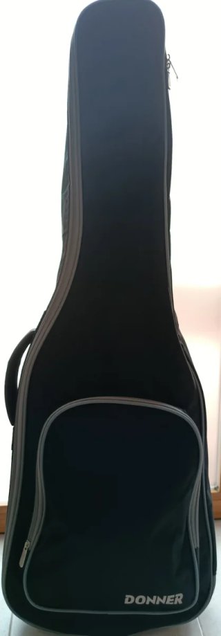 Guitarra eléctrica y amplificador