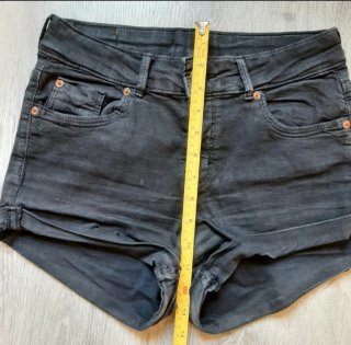 Pantalón corto vaquero negro Bershka mujer