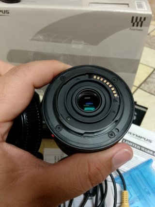 Olympus E-330 RE-ESTRENO, COMPLETA