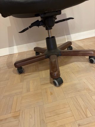 Sillon Natuzzi  piel ternera  y madera de roble