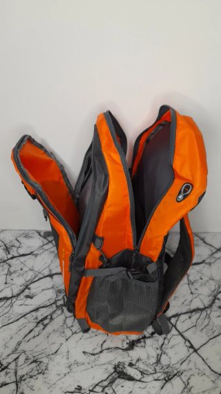 Mochila Alaska 40L Naranja y Gris