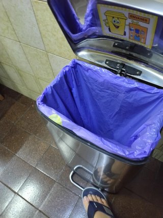 Cubo Basura Acero Inoxidable - Como Nuevo