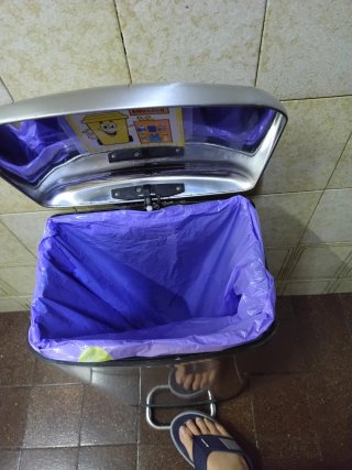 Cubo Basura Acero Inoxidable - Como Nuevo